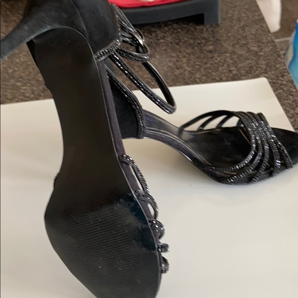 Gently worn high-heel sparkly evening sandals - Picture 4 of 4